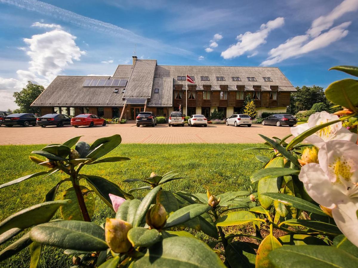 Abzali Hotel And Restaurant With Self Check-In Ādaži Eksteriør billede